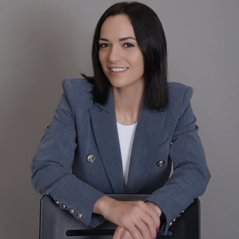 Christine Sakraida